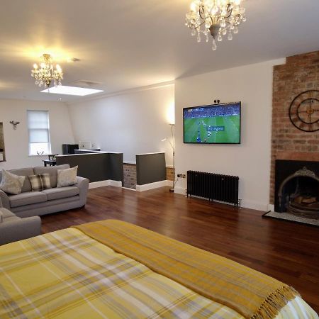 The Bards Loft, Large Studio Apartment Ayr Extérieur photo