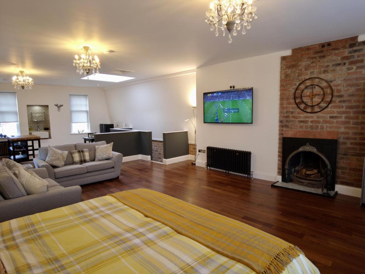 The Bards Loft, Large Studio Apartment Ayr Extérieur photo