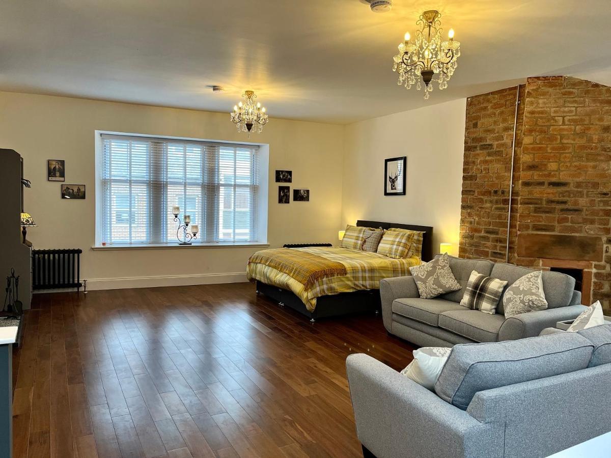 The Bards Loft, Large Studio Apartment Ayr Extérieur photo
