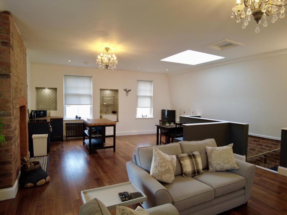The Bards Loft, Large Studio Apartment Ayr Extérieur photo